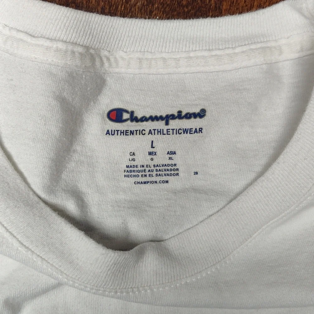 Used men's Champion T-shirt size Large - Picture 3 of 4